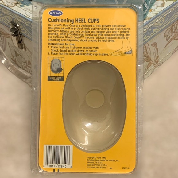 Dr. Scholl's Cushioning Heel Cups and Massaging Gel Heel Cushions - Picture 3 of 9